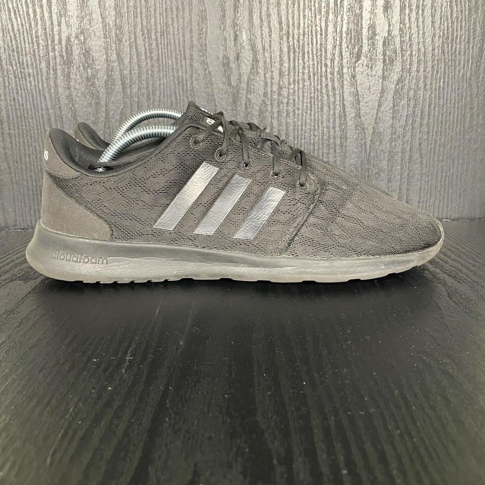 Adidas CLOUDFOAM QT RACER women’s size 11